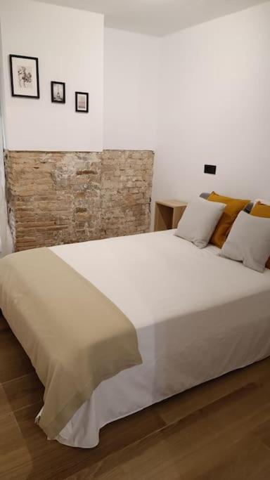 Boutique Apartment Ave Centro Lleida Exterior foto